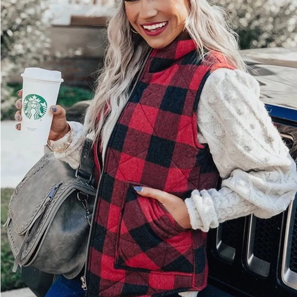 Women Plaids red black zip front vest jacket - Picture 4 of 5
